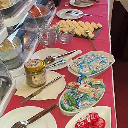 巴尼鲁姆高级酒店
