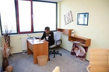巴尼鲁姆高级酒店 酒店
