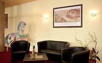 巴尼鲁姆高级酒店 3* 奎德林堡